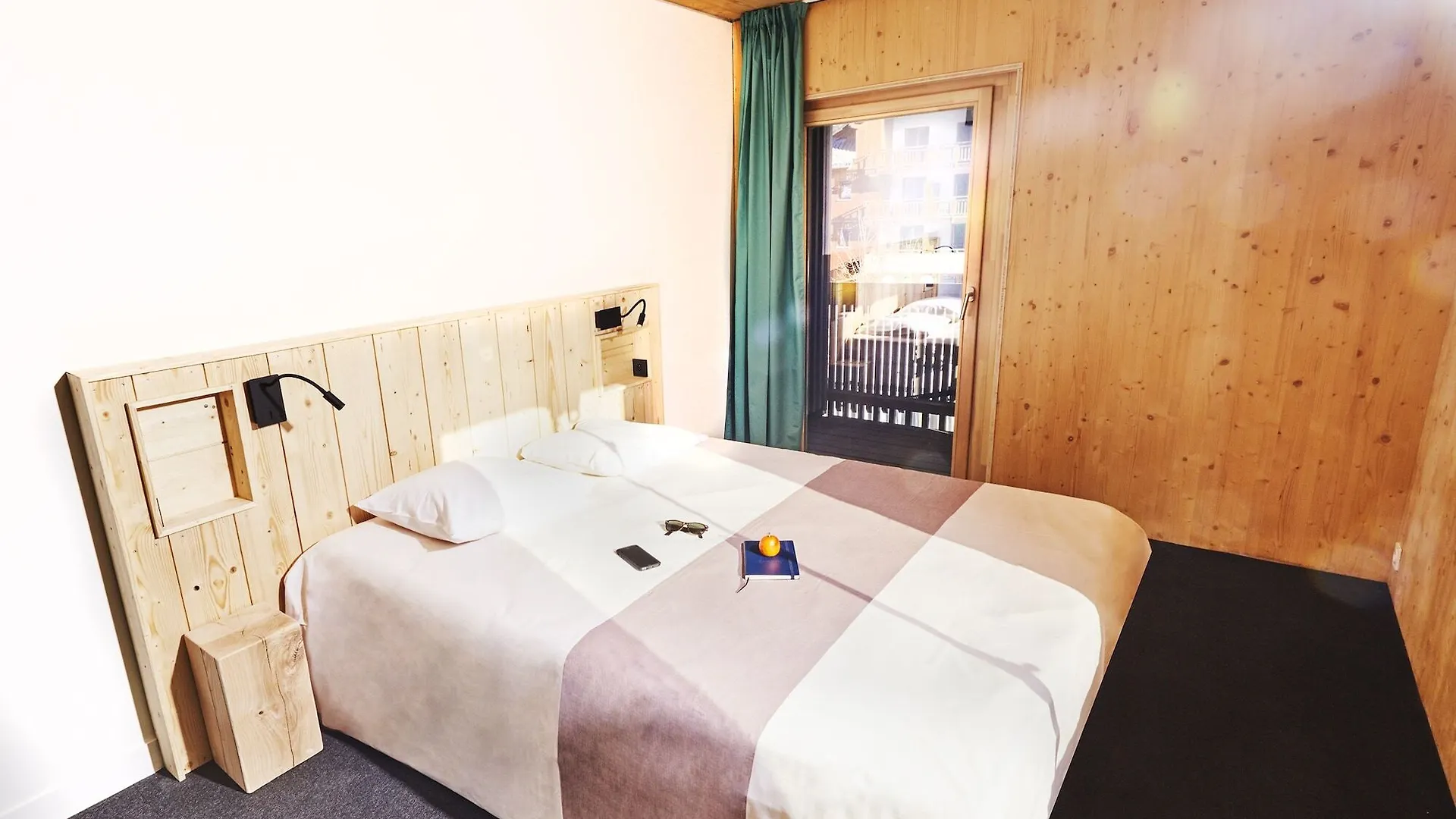 ***  Hotel The People - Les 2 Alpes Les Deux Alpes Francia